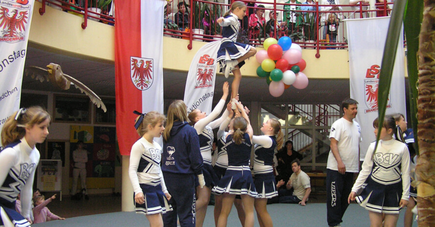 Auch Cheerleading war beim Aktionstag für Mädchen und Frauen des LSB Brandenburg vertreten. Foto: LSB Brandenburg