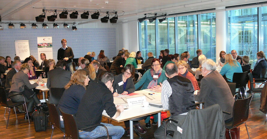 Viele Ideen entstanden an den Thementischen beim Vernetzungsworkshop. Foto: DOSB