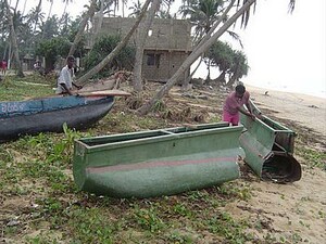 Ein vom Tsunami zerstörtes Fischerboot (Foto: www.tsunami-aid.de)