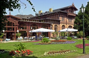 In diesem historischen Hotel in Magdeburg tagen die Vertreter der Landessportbünde. Foto: Herrenkrug-Hotel
