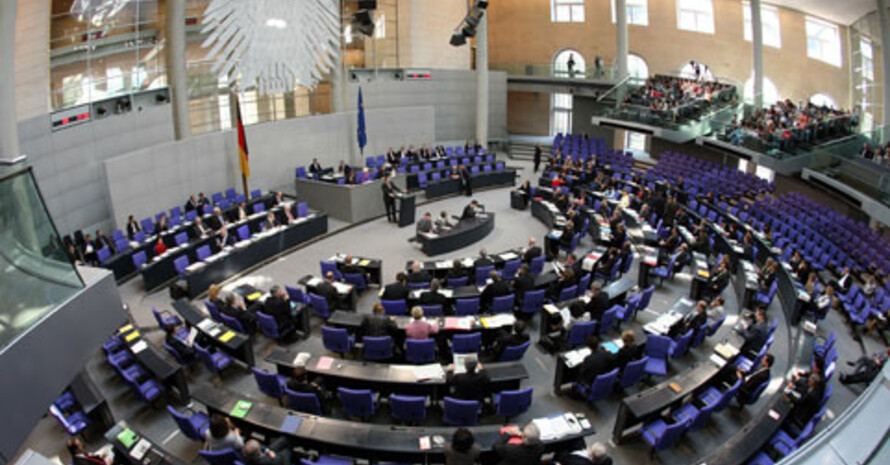 Der Deutsche Bundestag stimmt im Frühjahr über das neue Gesetz ab. Copyright: picture-alliance