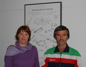 Abbas Razzaghi wurde beim DOSB von der Direktorin Breitensport/Sportentwicklung, Karin Fehres, empfangen. Foto: DOSB