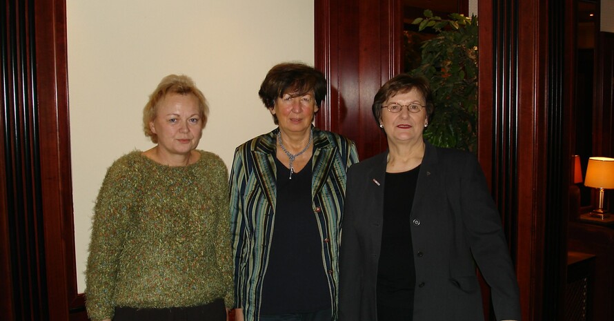 vlnr: Barbara Aff, Liese Prokop, Ilse Ridder-Melchers