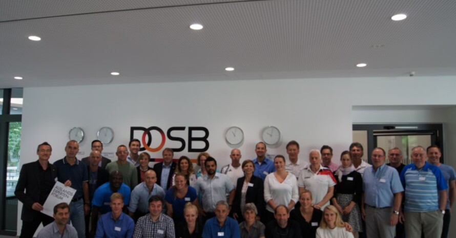 Die Teilnehmer/innen des Auslandsexpertenforums im Haus des deutschen Sports (Foto: DOSB)