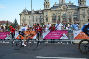 Hannes Wilksch bei der Zieleinfahrt des Straßenrennens. Foto: DOSB