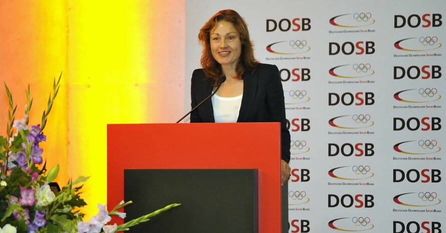 Katja Kraus war Gastrednerin auf der 6. DOSB Frauen-Vollversammlung 2011 in Stuttgart. Foto: picture-alliance