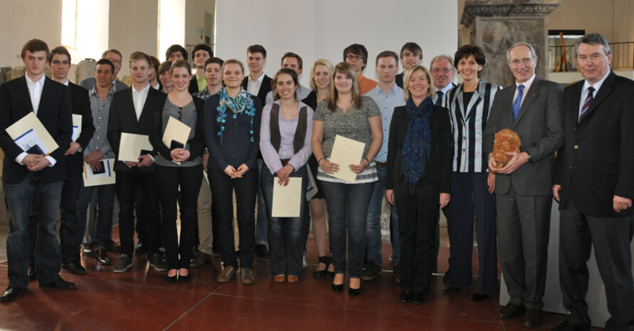 Die Preisträger und Preisträgerinnen des Coubertin-Preises bei der Verleihung in Mainz. Foto: LSB Rheinland-Pfalz/C. Palm