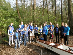 Familien lernen den Kanusport kennen. Foto: Preetzer TSV.