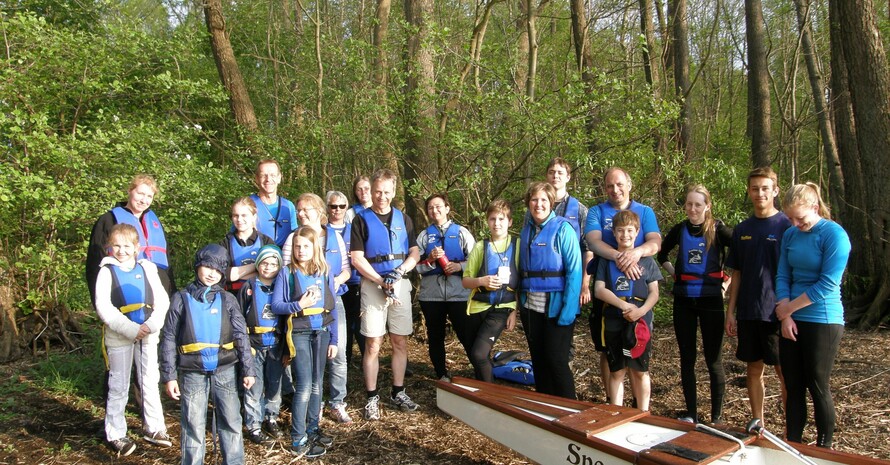 Familien lernen den Kanusport kennen. Foto: Preetzer TSV.