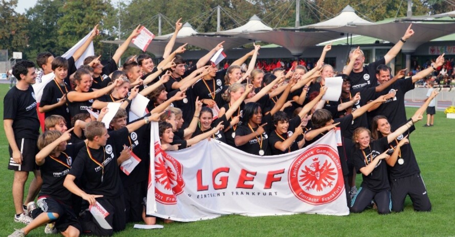 Die Mannschafen der LG Eintracht Frankfurt bei den Deutschen Mannschaftsmeisterschaften der Schülerinnen & Schüler und der A-Jugend.