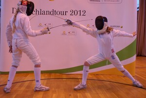 Nachwuchstalente der Fechtgesellschaft Schwerin zeigten bei der Preisverleihung im Schweriner Sportgymnasium ihr Können.