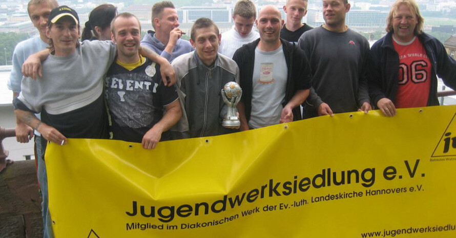 Der Deutsche Meister im Straßenfußball der Wohnungslosen 2007. Foto: Jugendwerksiedlung