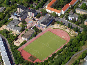 Zum Thema "Betreibermodelle und Finanzierungsmöglichkeiten von Sportanlagen" hatte das Bundesinstitut für Sportwissenschaft nach Stuttgart eingeladen. Copyright: picture-alliance