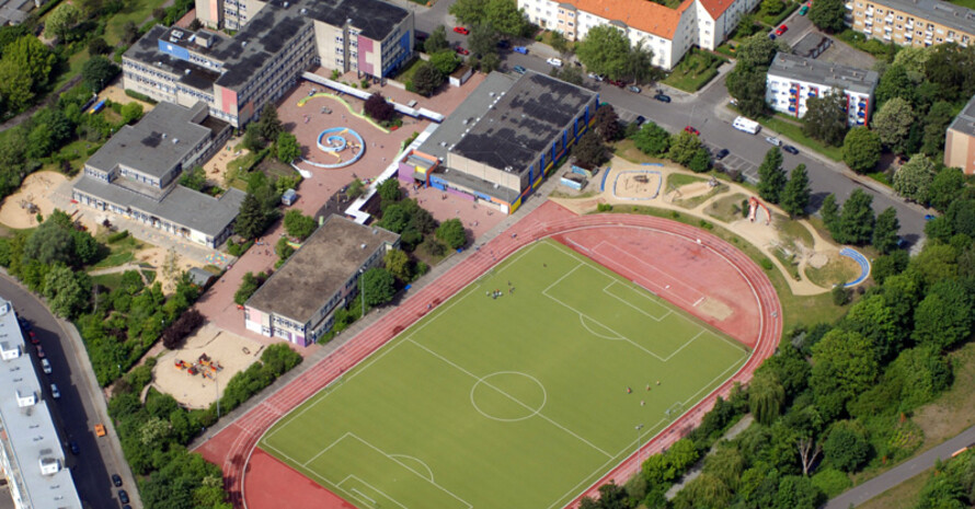 Zum Thema "Betreibermodelle und Finanzierungsmöglichkeiten von Sportanlagen" hatte das Bundesinstitut für Sportwissenschaft nach Stuttgart eingeladen. Copyright: picture-alliance
