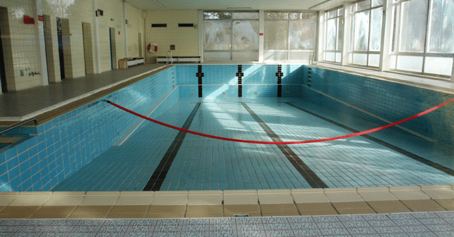 670 Schwimmbäder sind in Deutschland akut von der Schließung bedroht. Foto: picture-alliance