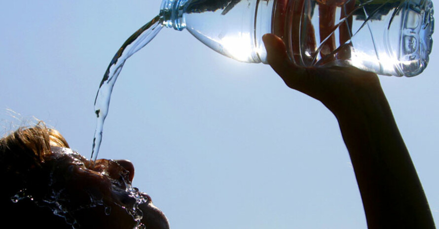 Ist Wasser beim Sport die beste Erfrischung? Die ARD-Buffet-Sendung gibt Tipps. Copyright: picture-alliance/dpa