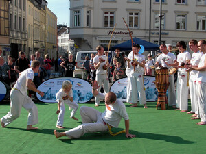 Auf dem Schweriner Marktplatz wird es auch eine Vorführung der afro-brasilianischen Sportart Capoeira geben. Foto: LSB Mecklenburg-Vorpommern