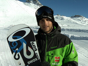 Konstantin Schad zählt zu den besten deutschen Snowboard-Cross-Fahrern.