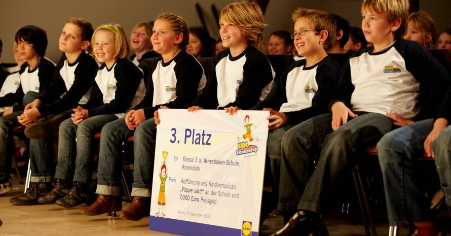 "Rumsitzen" wollte die Klasse 4a der Arneboken-Schule nur im Musical.