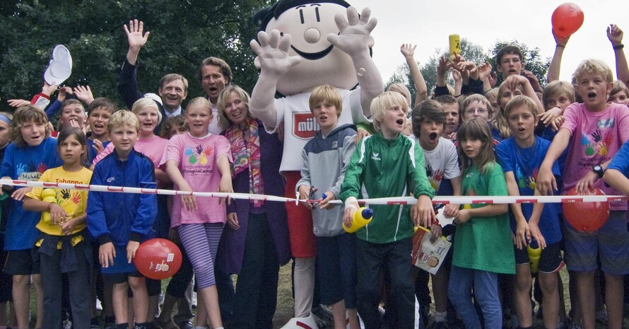 Freude bei den Hildesheimer Kindern über den neuen Trimm Dich-Parcours