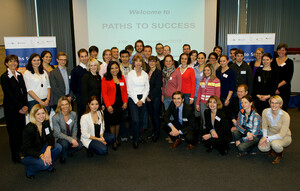 Teilnehmer und Referenten des Seminars in Berlin. Foto: camera4