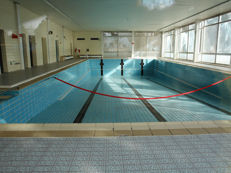 670 Schwimmbäder sind in Deutschland akut von der Schließung bedroht. Foto: picture-alliance 670 Schwimmbäder sind in Deutschland akut von der Schließung bedroht. Foto: picture-alliance