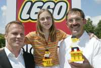 Foto: Dirk Engehausen (Lego), Lina G. und NOK-Präsident Dr. Klaus Steinbach